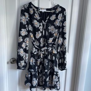 DR2, dressy or casual dress, lightweight material, flattering waist tie, M